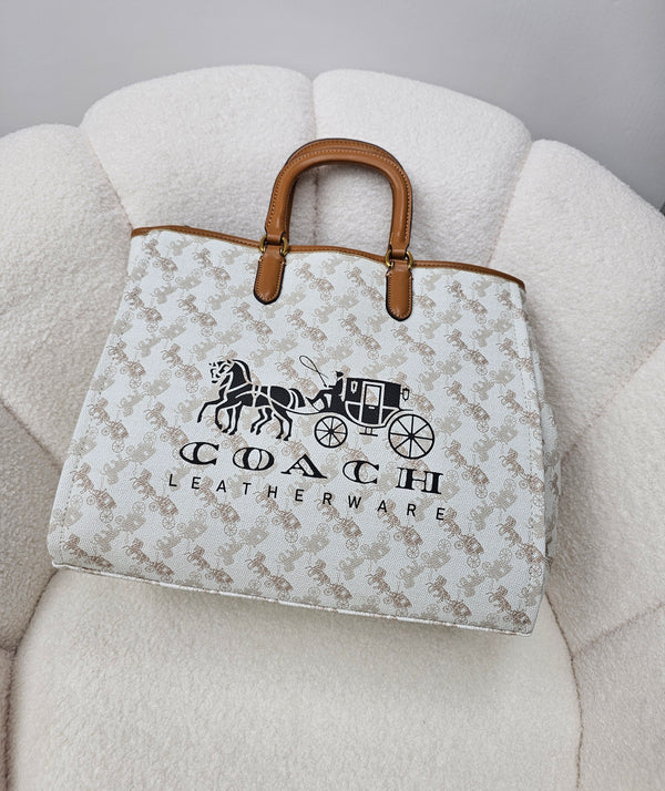 COACH ماستر كوبي