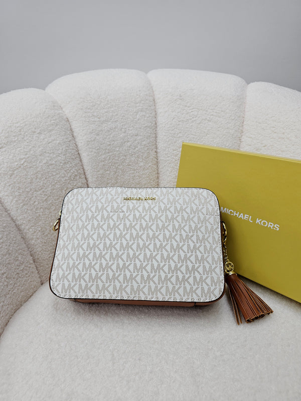 مايكل كورس شامل العلبة الاصلية للشركة