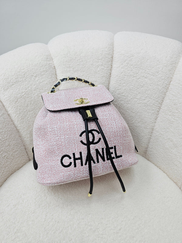 CHANEL ماستر كوبي للكتفين