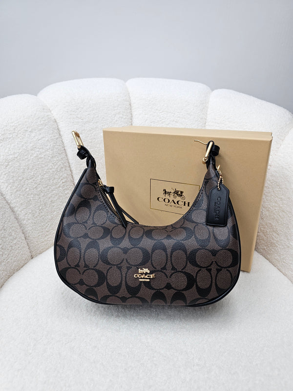 GOACH ماستر كوبي