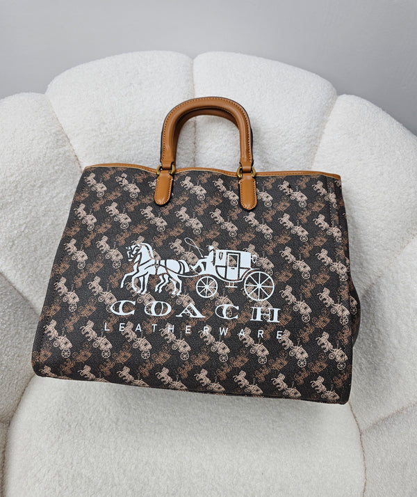 COACH ماستر كوبي