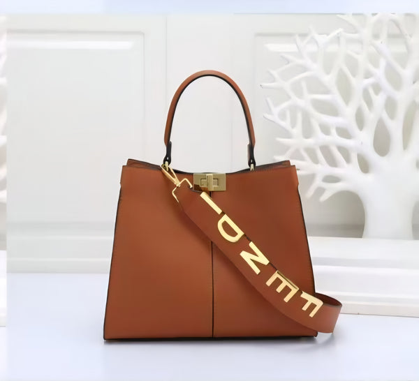 FENDI ماستر كوبي